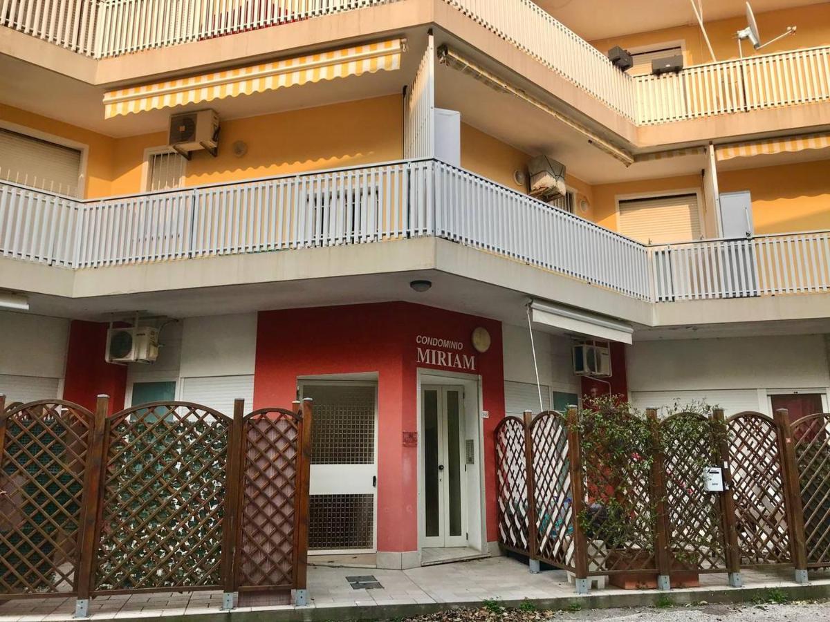 Residence Miriam 2 Bibione Exterior foto